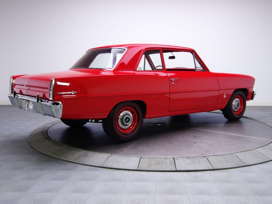  Chevrolet Chevy II 100 2-Door Sedan 1967 года  (фото 2 из 6)